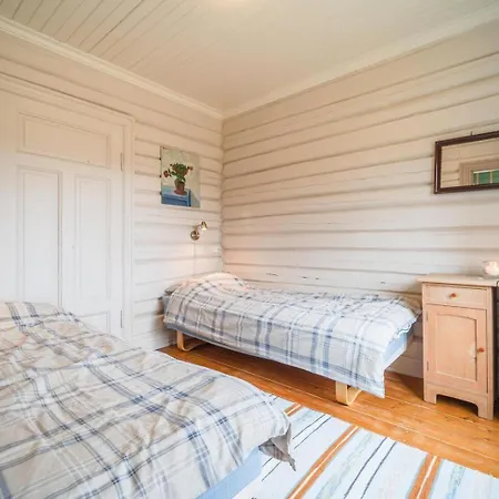 Storhytta - 16p - With Sauna & By The Water Holiday home Vradal
